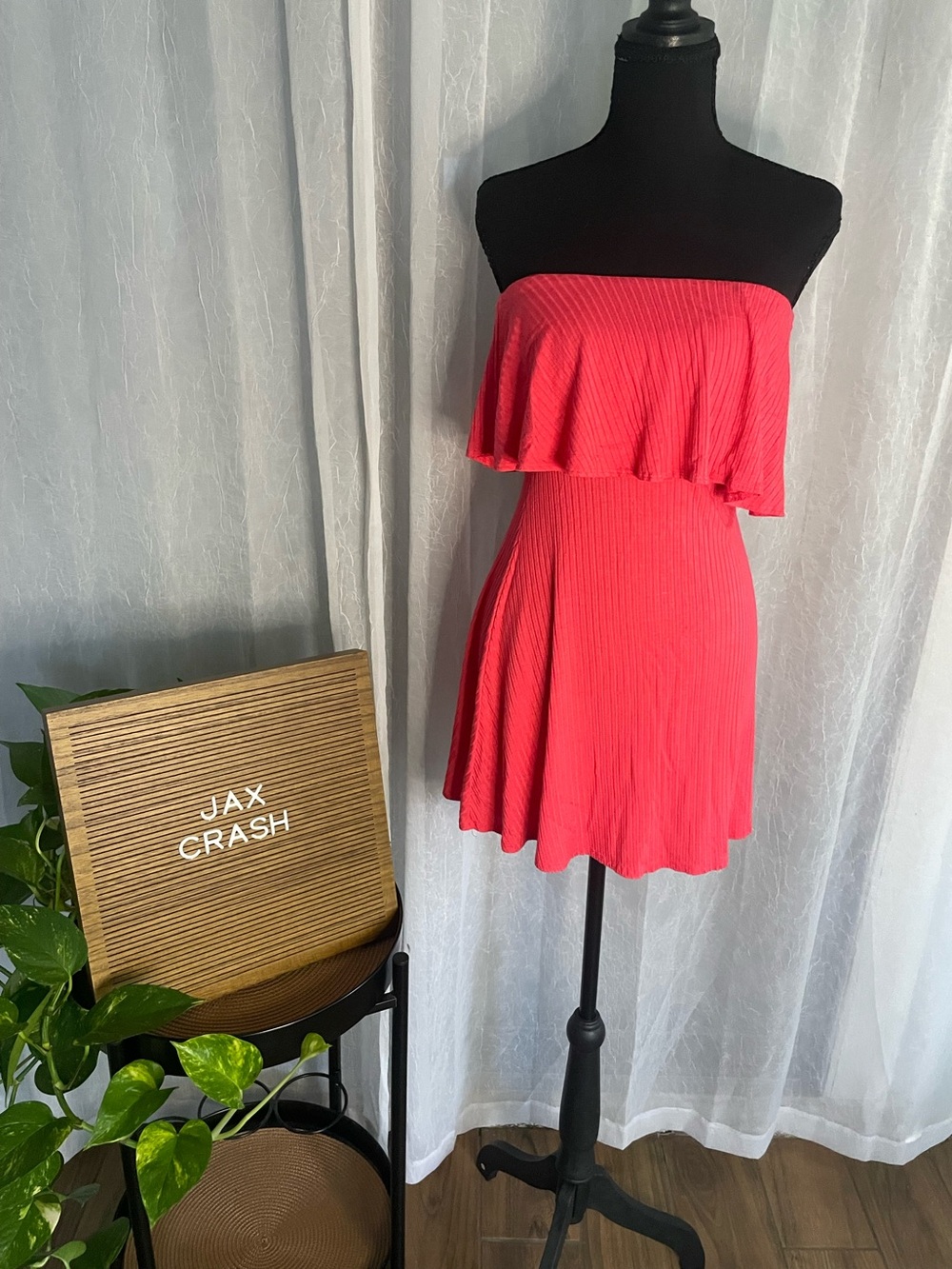 one clothing Strapless Ruffle Sundress in Coral Red